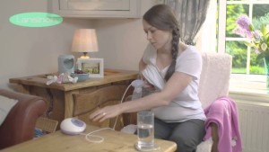 Elektrická odsávačka usnadní práci. Je ale přibližně 3x dražší než manuální odsávačky.