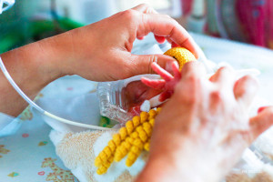 Jedno ze čtyřčat narozených ve FN Motol  loni v létě.  Zdroj: FN Motol